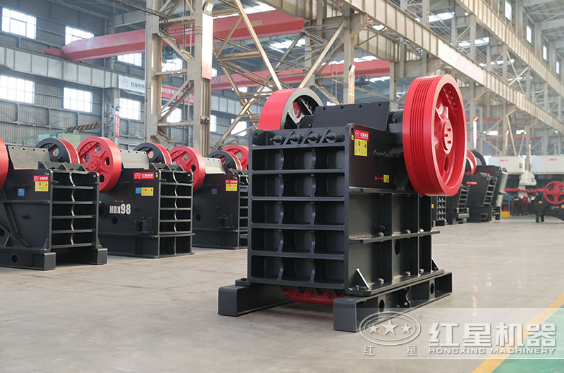 赤鐵礦破碎機(jī)設(shè)備有哪些？圖片及價(jià)格
